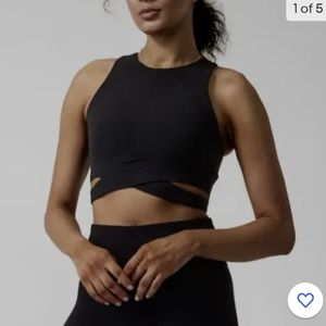 Athleta Conscious Crop Cut Out Bra small